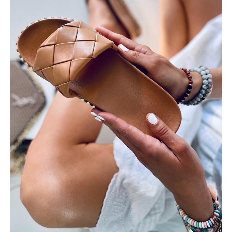 Naisten Sunny Khaki varvastossut - Inello ruskea 1