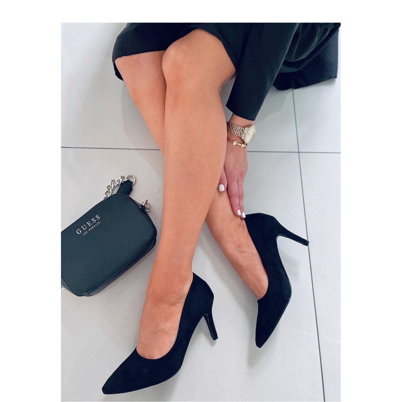 Naisten klassiset korkokengät Eurielle Black - Inello musta 1