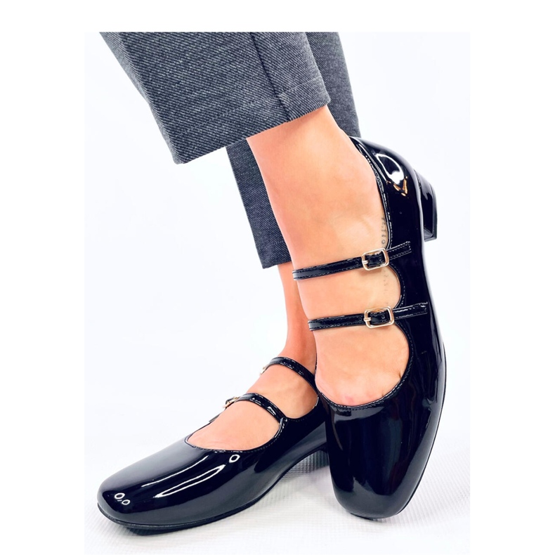 Korkeakorkoiset balettikorkoiset olkaimet Corigan Black - Inello musta 1