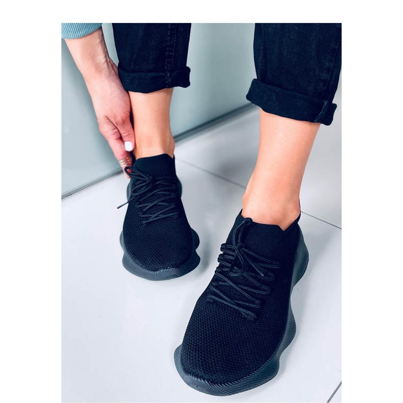 Desire All Black sukkaurheilukengät - Inello musta 2