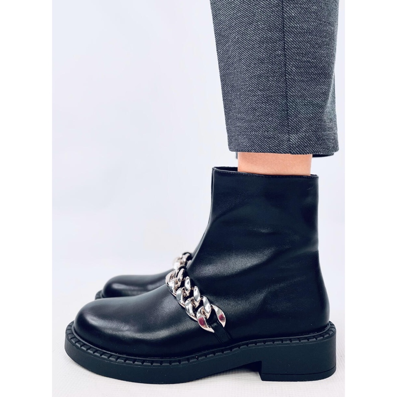 Foster Black naisten ketjunilkkurit musta 1