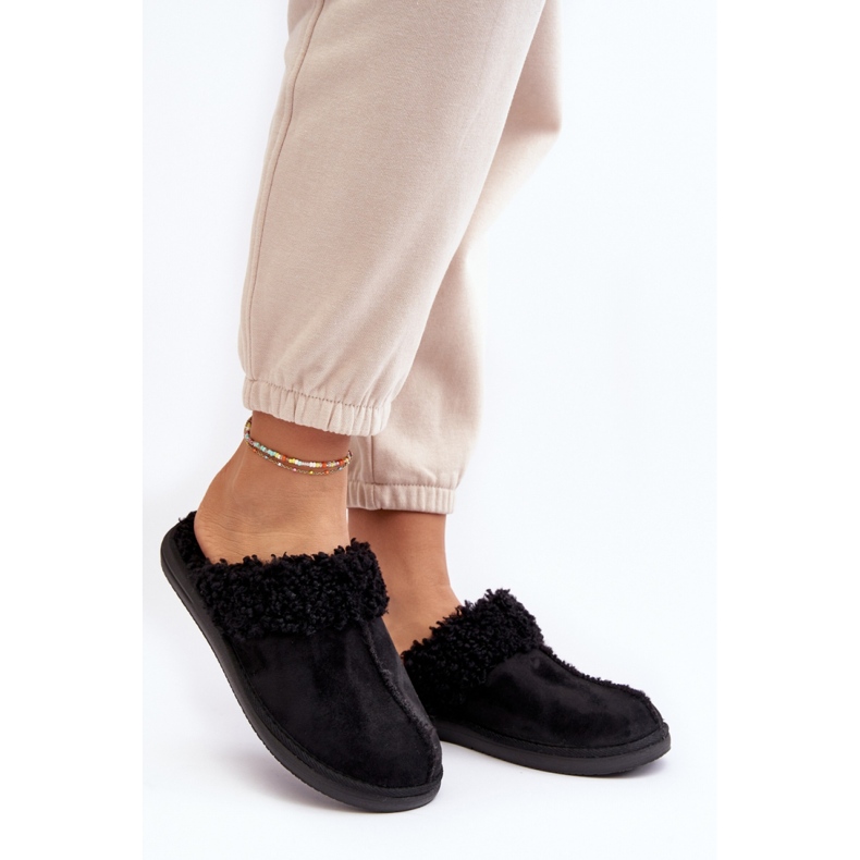 Inblu Mustat naisten tossut turkisella 1