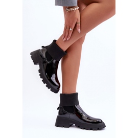 Step in style Chelsea saappaat Malli Pavo DES925M Black Lakier - Astu tyyliin musta 2