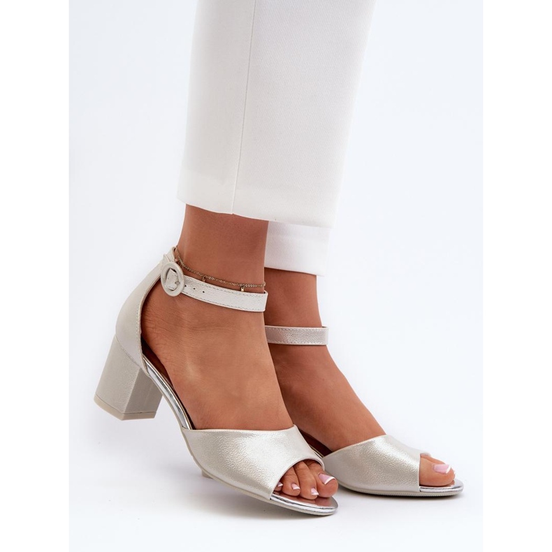 Vinceza Silver naisten korkeakorkoiset sandaalit harmaa 1