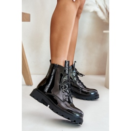 Step in style Workers Zinfrey malli 090 Black - Astu tyyliin musta 1