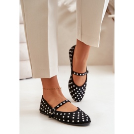 Naisten olkaimet, mustat balettihousut 1