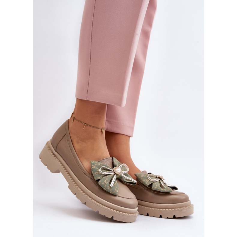 Loaferit koristeltu rusetilla Laura Messi beige 1