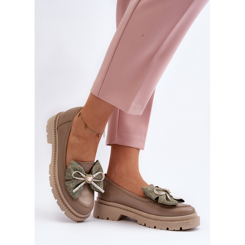 Loaferit koristeltu rusetilla Laura Messi beige 2