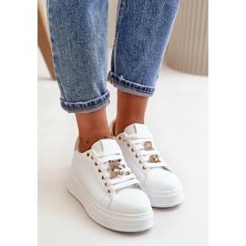 Urheilukengät valkoisella/kultakoristeella valkoinen 1