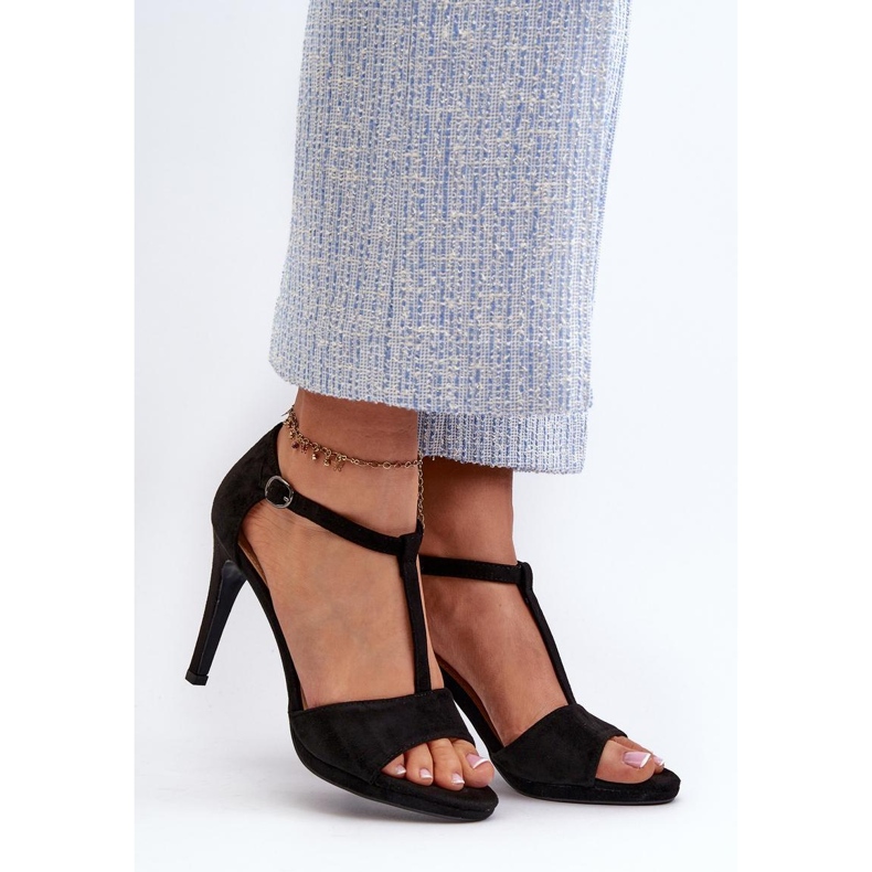 Vincezan naisten korkeakorkoiset sandaalit musta 1