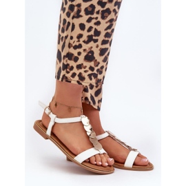 Naisten litteät sandaalit kullalla koristellulla valkoinen 1