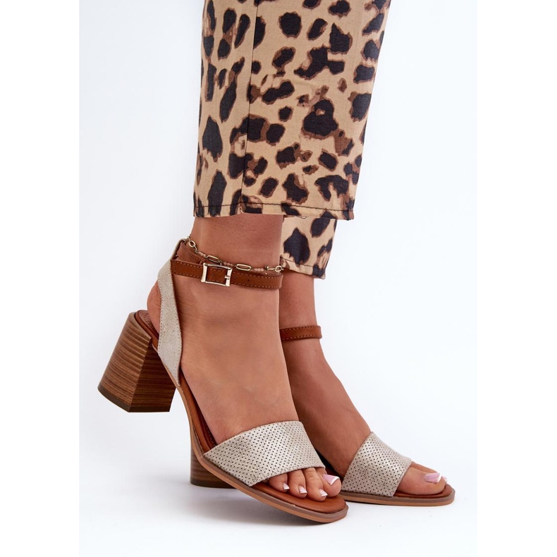 Step in style Sandaalit Malli Ronvia 24SD35-7082 Kulta - Astu tyyliin keltainen 1