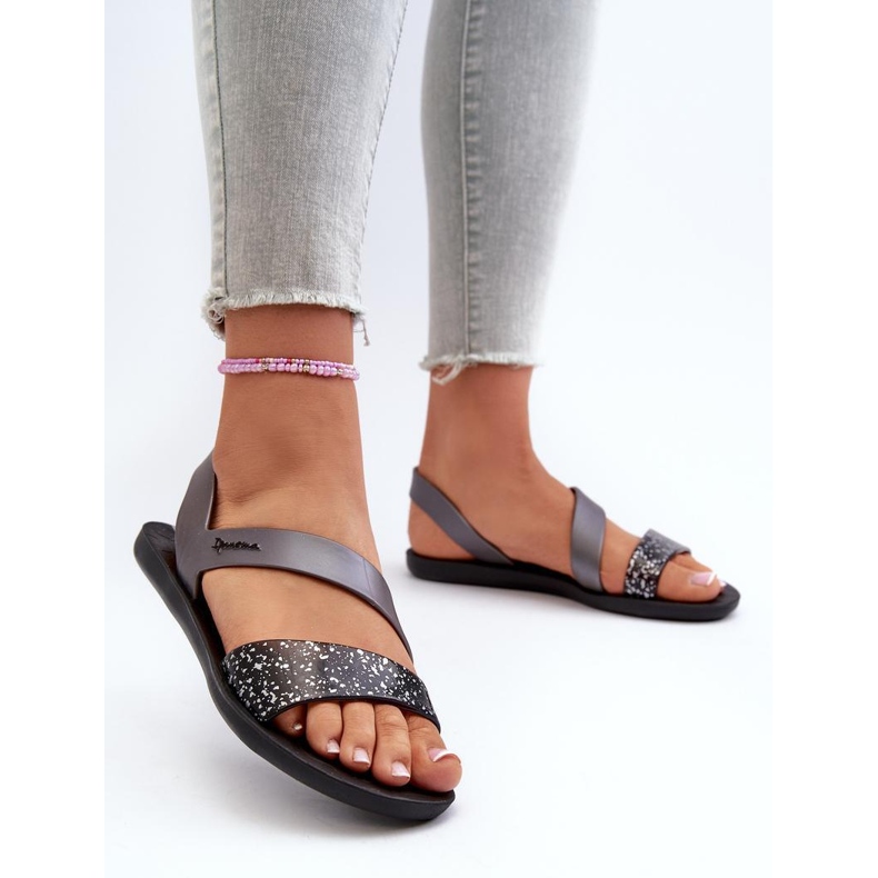 Sandaalit 82429 Ipanema Vibe Sandal Fem musta ja hopea 1