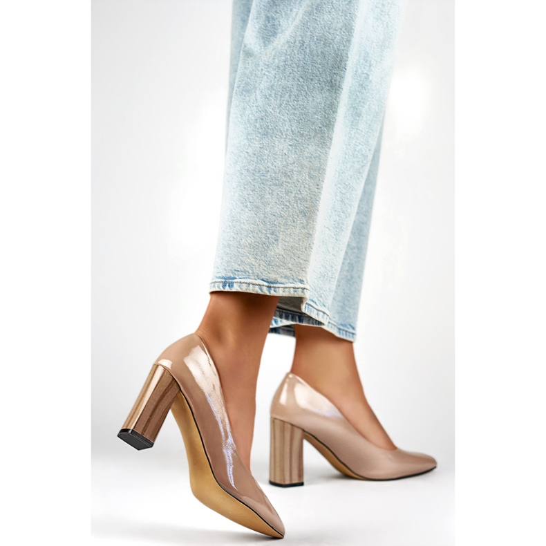 Naisten patenttipumput GD-FL486A-T, beige 1