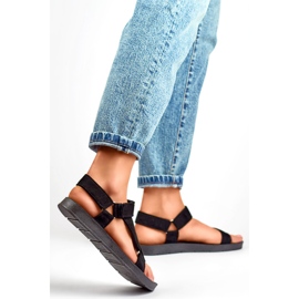 Naisten urheilusandaalit LEI530B musta 2