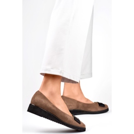 Naisten pumput jousella GD-FL766T Taupe ruskea 1
