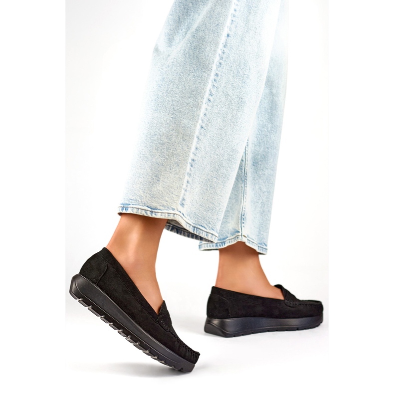 Naisten Platform Moccasins 24-21338B musta 1