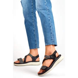 Naisten sandaalit BM051-3019-1B mustat 1