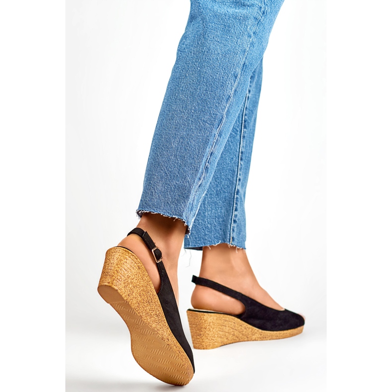 Naisten kiila sandaalit GD-FL653B, musta 1