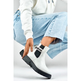 Chelsea saappaat Malli 250005W-PU Valkoinen - PRIMO 1