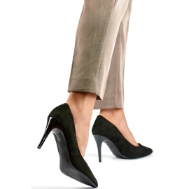 Naisten klassiset korkokengät B0-202B, musta 1