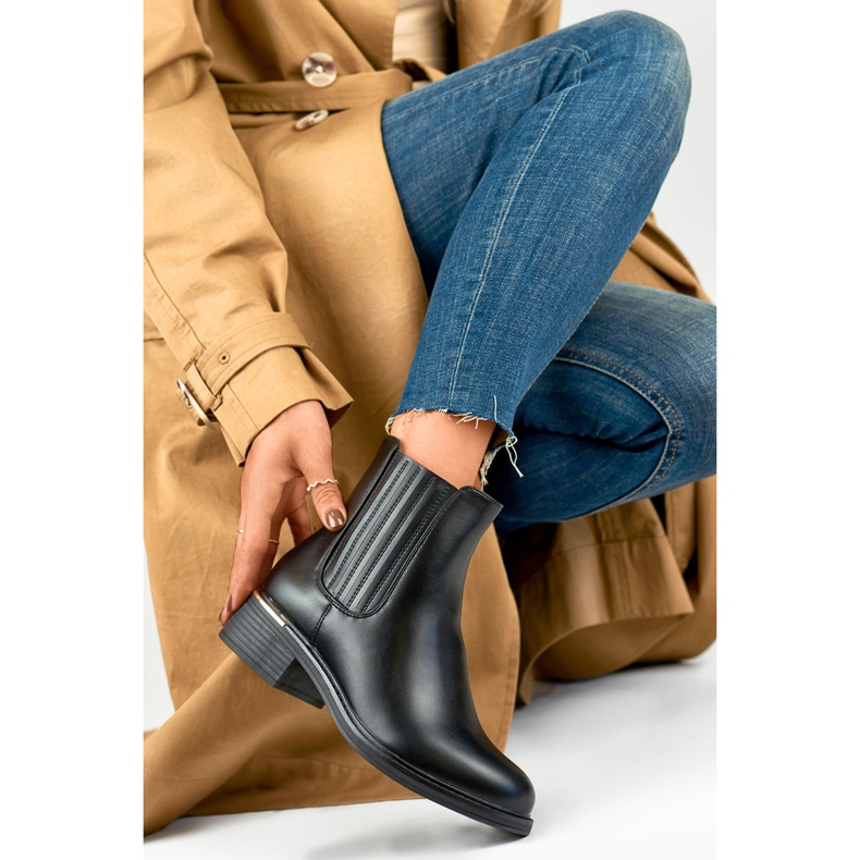 Naisten saappaat D7995B Eristämättömät musta 1