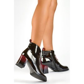 Naisten saappaat GD-FL2107B Kiiltonahka musta 1