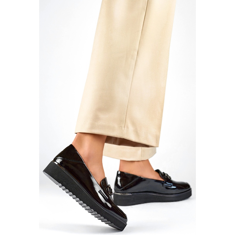 Naisten patenttikengät 24-58284B musta 1