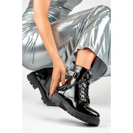 Workers Malli 250013B-LA Black Lacquer - PRIMO musta 1