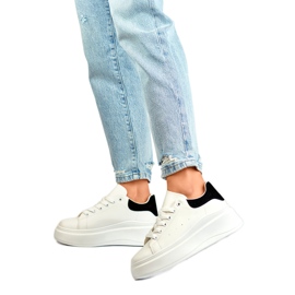 Urheilukengät Malli LL23171W/B Valkoinen/Musta - PRIMO 1