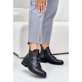 Eristetyt naisten saappaat tasakorkoisilla eko-nahalla S.Barski HY42-716 musta 2