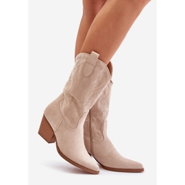 Naisten korkeakorkoiset cowboysaappaat, jotka on valmistettu Eco Suede vaaleanbeigestä Wendlisistä 1