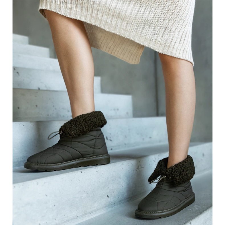 Vihreät eristetyt lumisaappaat Caellita-mansetilla musta 1