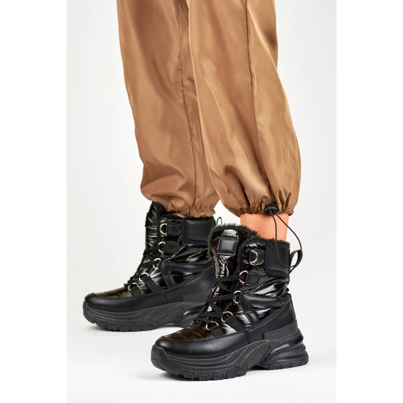 Naisten lumisaappaat, kiiltävän mustat saappaat 22-PY16061B 1