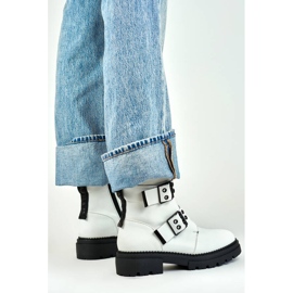 Naisten lakatut työsaappaat soljilla, valkoinen 250007W-PU 2