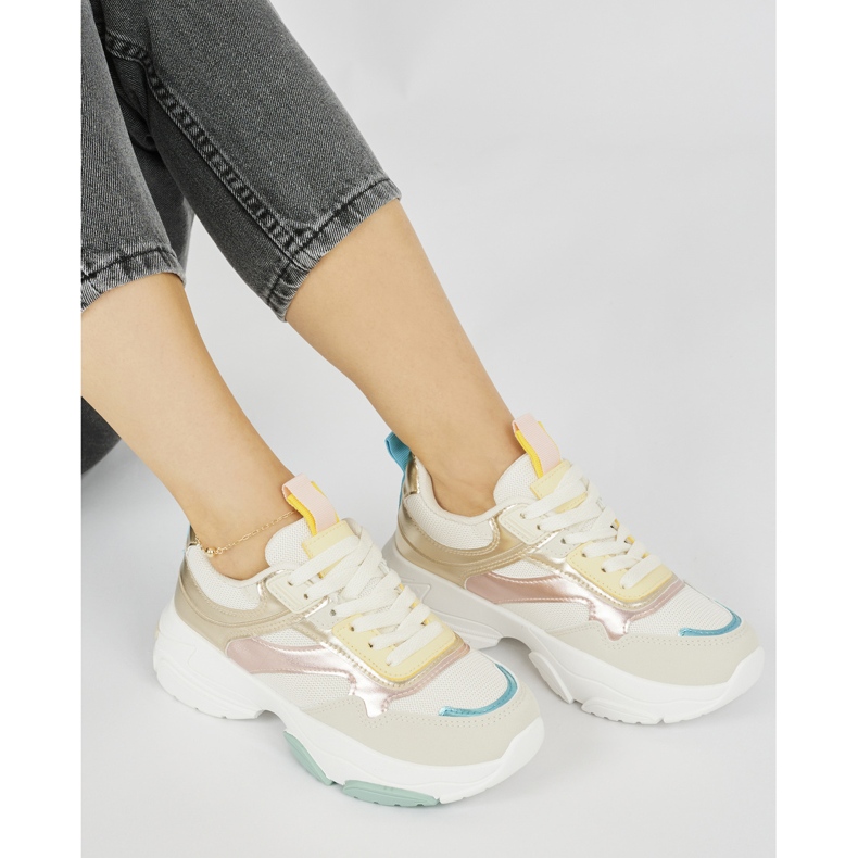 Naisten urheilukengät paksulla pohjalla kultainen 1