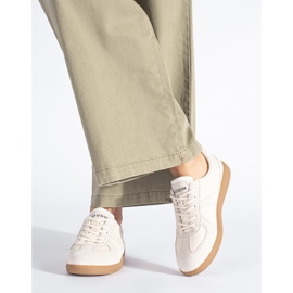 Goodin Naisten beige-nahkaiset lenkkarit 1