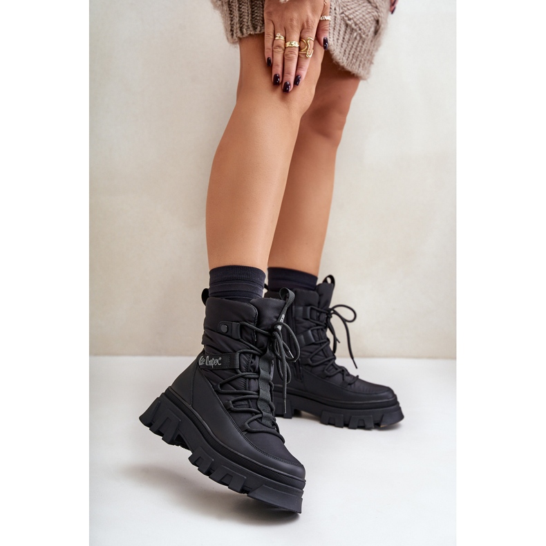 Lee Cooper naisten vetoketjulliset lumisaappaat LCJ-24-47-3144 musta 2