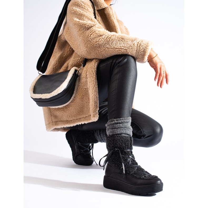 Naisten mustat alustalumisaappaat 1