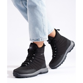 DK Aquaproof naisten korkeat vaelluskengät musta 1