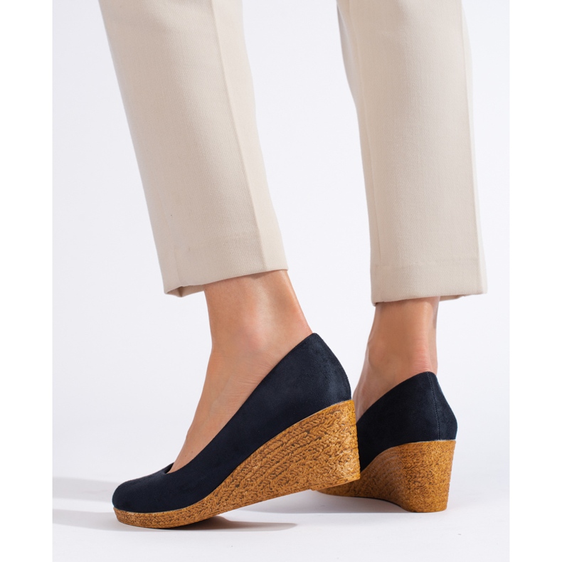 Tummansiniset kiilapumput sininen 2