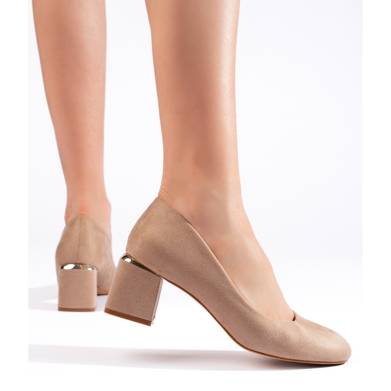 Beige mokkanahkaiset korkokengät 2