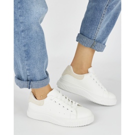 Valkoiset naisten tennarit beige-elementillä valkoinen 2