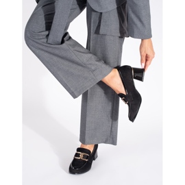 Naisten mokkanahkaiset kengät, joissa paksu kantapää musta 2