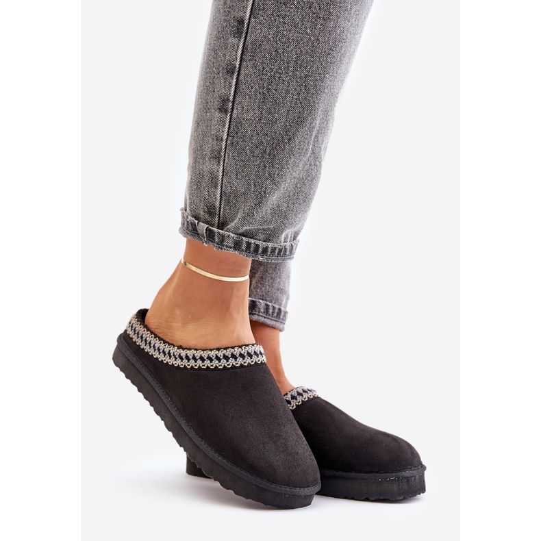 Mukavat kotikengät Naisten tossut brodeerauksella Inblu FX000021 Musta 1