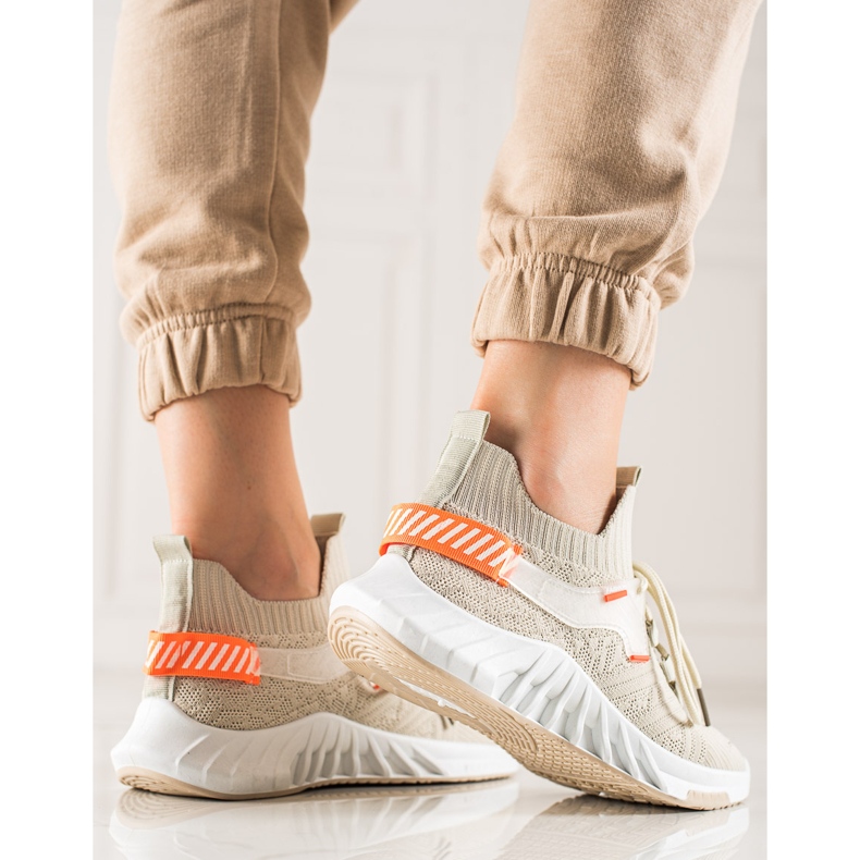 Weide Muodikkaat tekstiililenkkarit beige 2