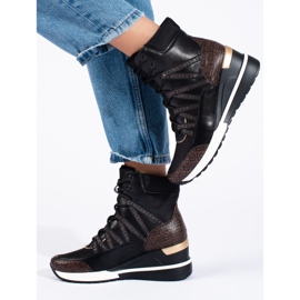 Naisten urheilusaappaat Vinceza-kiilalla musta 2