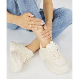 Kermanväriset lenkkarit paksulla pohjalla beige 1