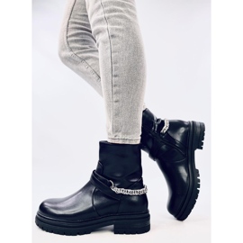 Cindy Mustat nilkkurit ketjulla 2