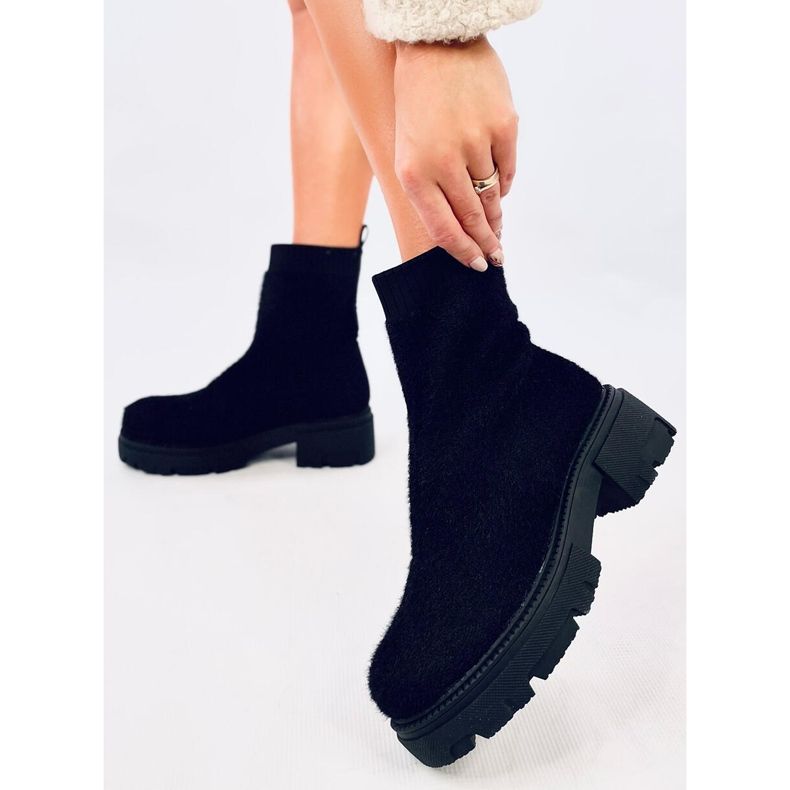 Roanna Mustat sukkasaappaat 2